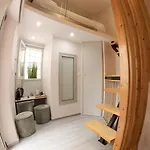 Mitos Cozy خانيا