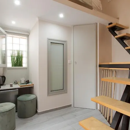 Mitos Cozy Bed & Breakfast 3*